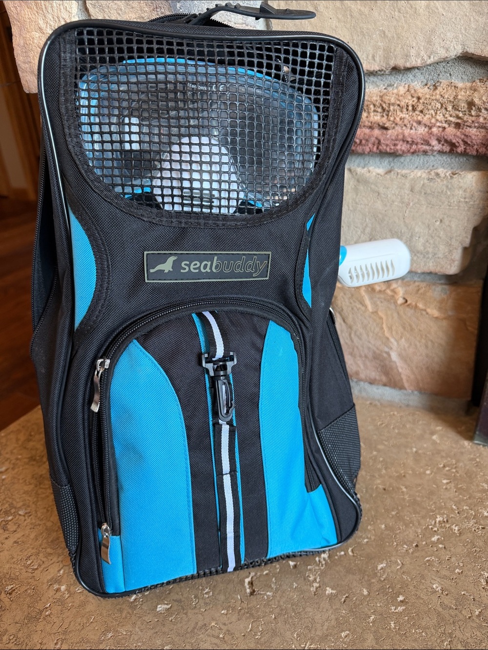Maui Sea buddy Blue & Black Snorkel Sling Backpack